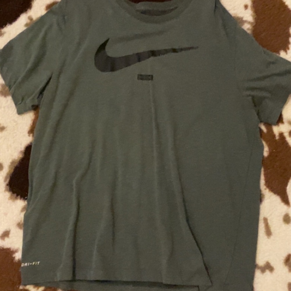 Mens Nike Tee